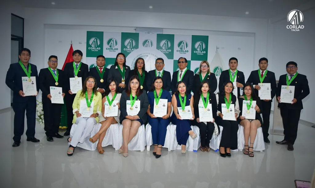 CEREMONIA CENTRAL POR EL 48° ANIVERSARIO DEL COLEGIO DE LICENCIADOS EN ADMINISTRACIÓN